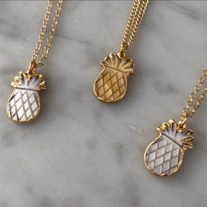 Estrella & Luna Carved Shell Pineapple Necklace